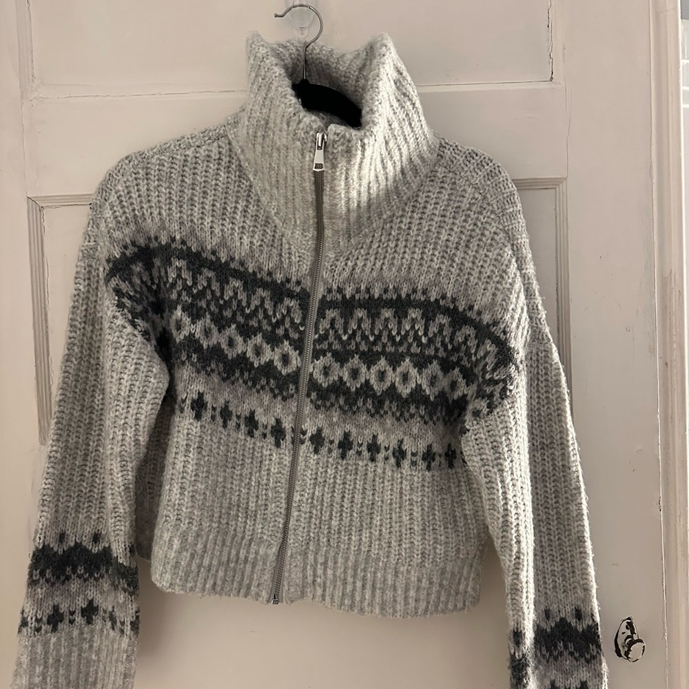 Abercrombie sweater
